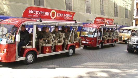В Одесі протестувальників проти мера Геннадія Труханова виживають гуляннями і стусанами