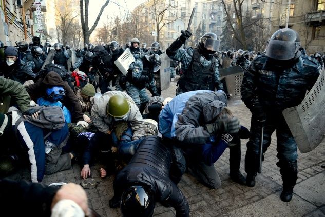 Майдан проти презумпції правоти копів: огляд Наталі Лебідь за 27 вересня