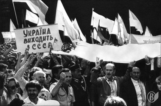 Запитайте в державників