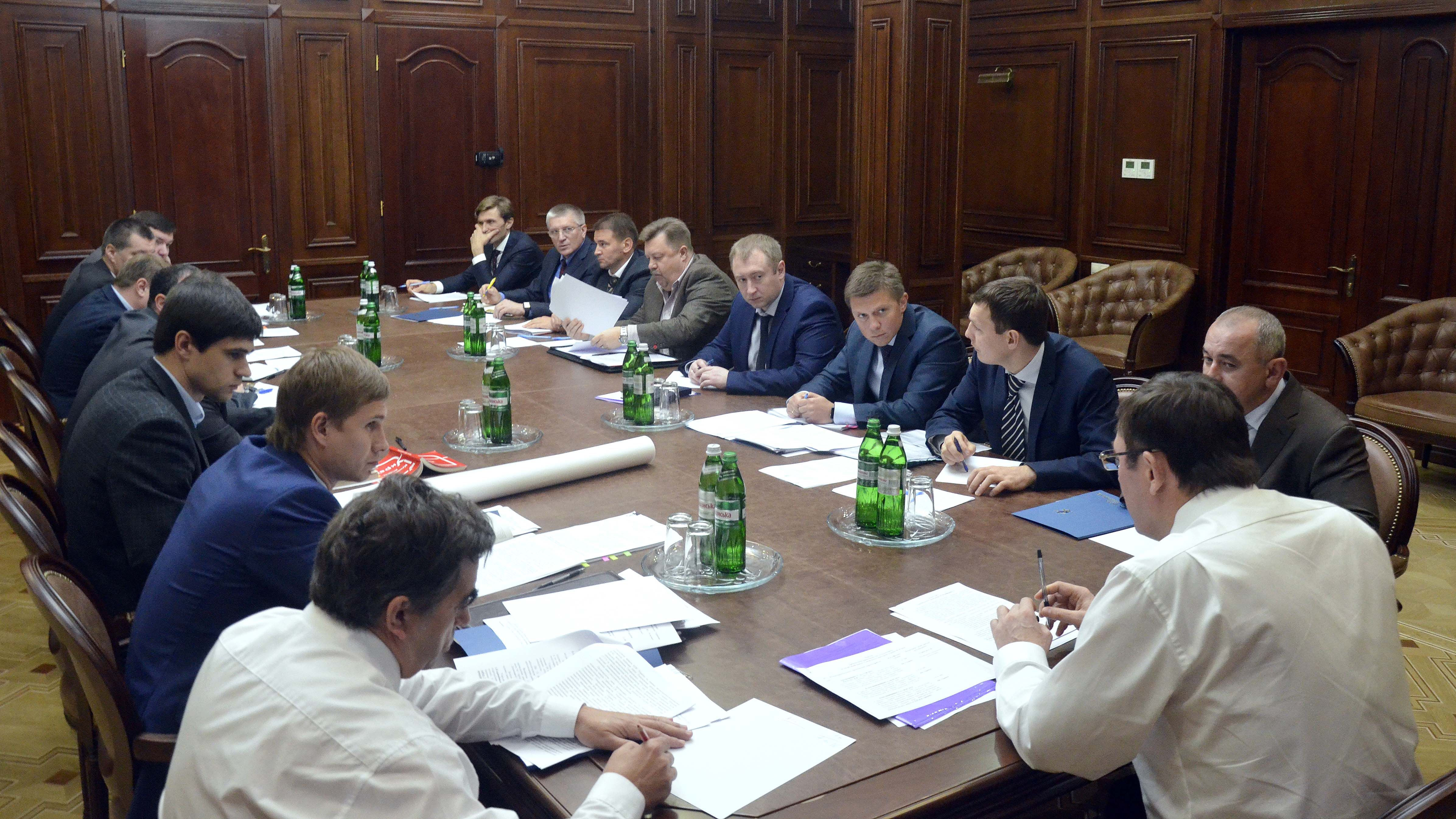 Віктор Янукович підозрюється у державній зраді