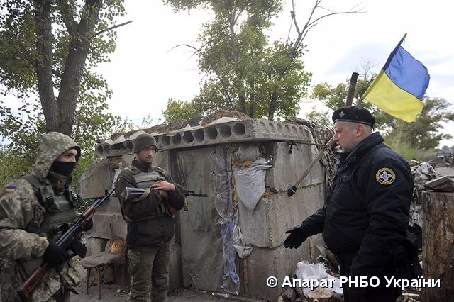 Олександр Турчинов перевірив оборону під Маріуполем (відео)