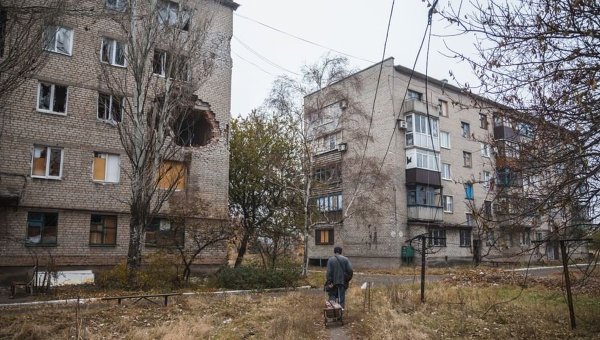 Бойовики все менше обстрілюють села під Маріуполем і Станицю Луганську i все більше — Авдіївку та Щастя