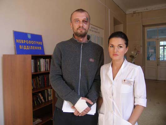 Молотком по голові у театрі і розправа в кафе: у патріотичному Дніпрі нападають на ветеранів АТО
