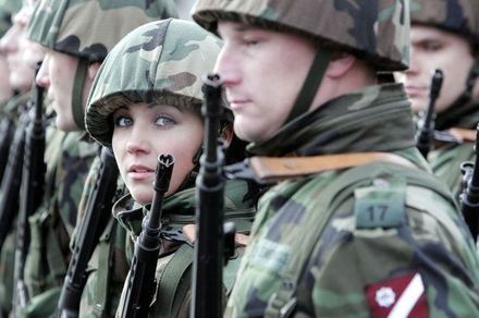 Латвія заборонила своїм громадянам воювати в АТО