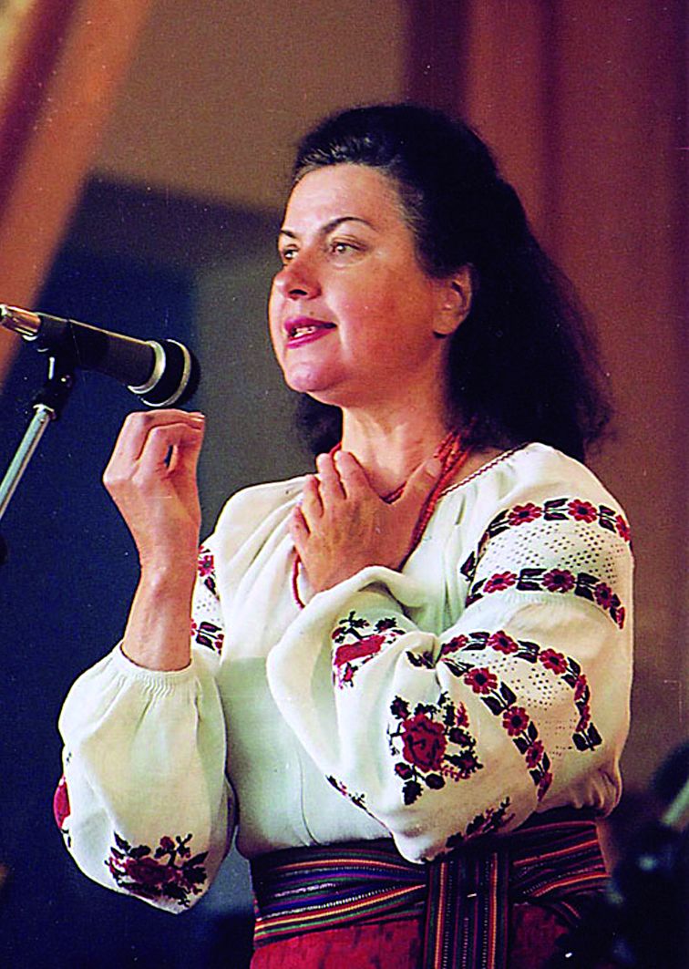 Ніла Крюкова: життя проти течії
