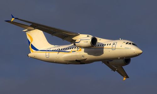Прем’єр Гройсман пересадить українців на вітчизняні літаки