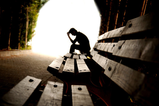 Як спокутувати порожнечу глибиною: самотність не тільки мучить і спустошує, а й може бути ліками