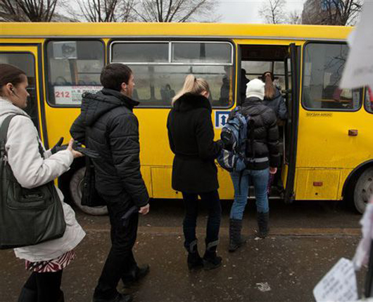 Дорого і сердито: у маршрутках Києва подорожчав проїзд