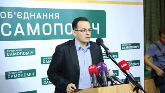 Рада розбрату: арешт Новинського і розслідування відставки Янецюка пересварили фракції