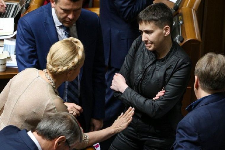 Надія Савченко пішла від Юлії Тимошенко