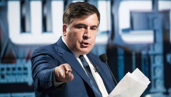 Саакашвілі заявив про корупційну схему закупівлі двигунів для армії у "бариги"