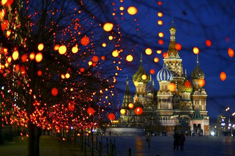 Святковий вихиляс перед Москвою: для чого Різдво святкувати двічі?