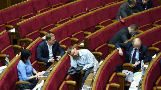 Сни про бюджет: за що саме проголосувала Рада о 5 ранку