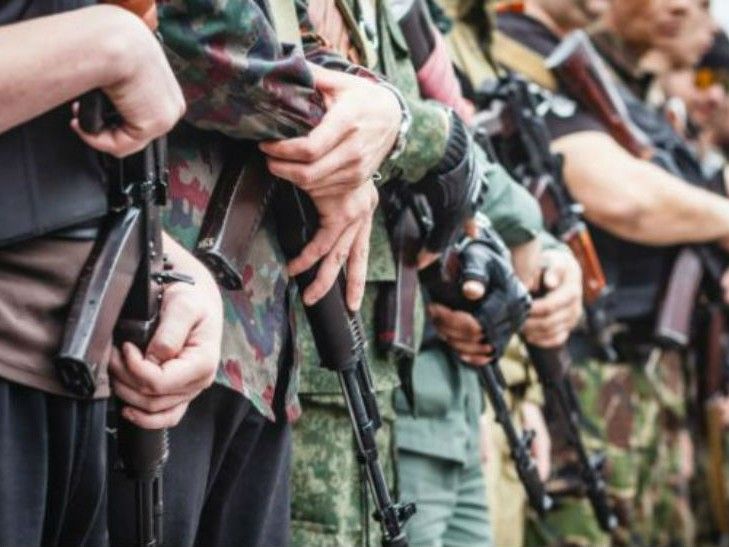 В окупованому Донецьку шукають родичів командирів ЗСУ