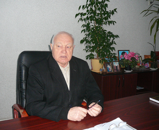 Добре там живеться, де гуртом сіється і жнеться