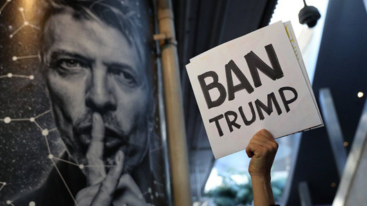 З елегантністю бульдозера: Трамп звільнив в.о. генпрокурора за критику його міграційного указу