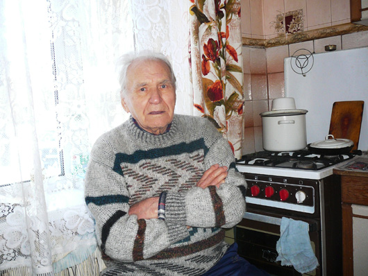 Перебиваються «Мівіною»