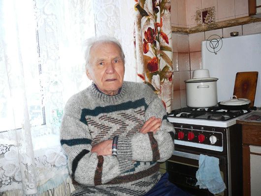 Перебиваються «Мівіною»