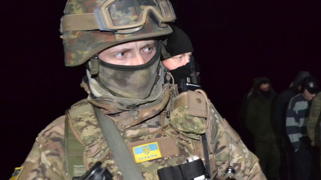 Amnesty International  закидає порушення прав людини Україні і окупантам