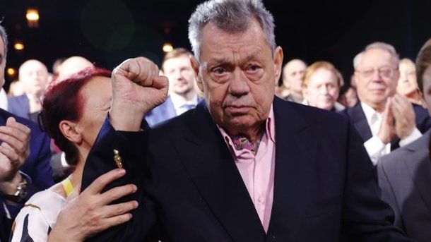 Актор Микола Караченцов потрапив у ДТП