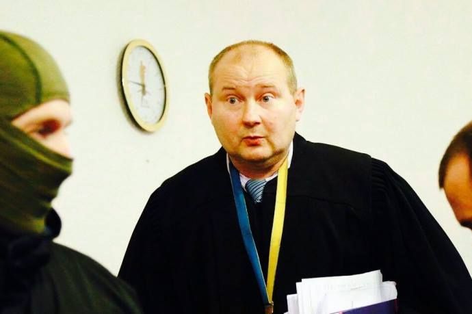 У прокуратурі Молдови заявили, що суддя Микола Чаус здався добровільно