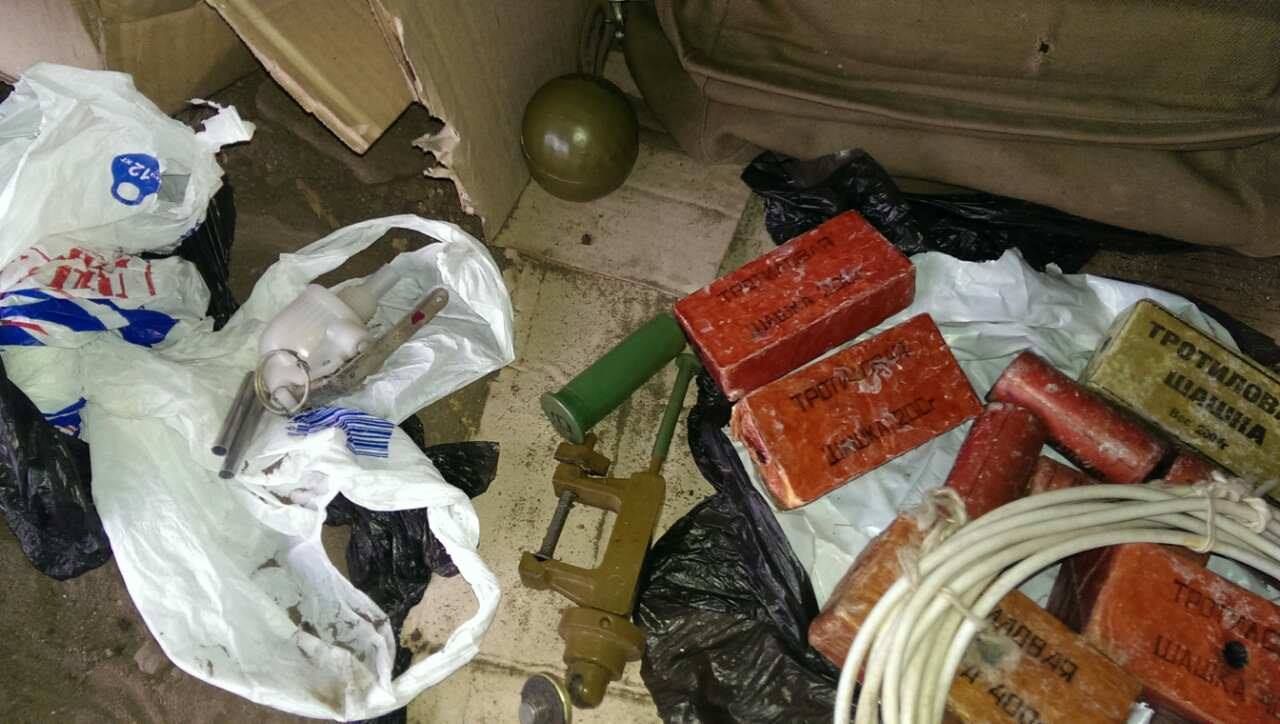 Під Попасною виявили вибухівку біля редуту блокувальників (фото)