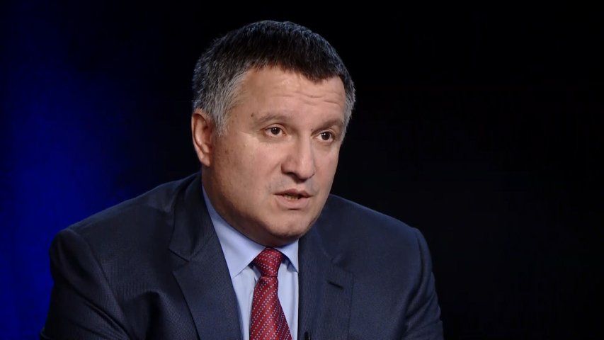 Аваков наполягає на покаранні Парасюка за хуліганство