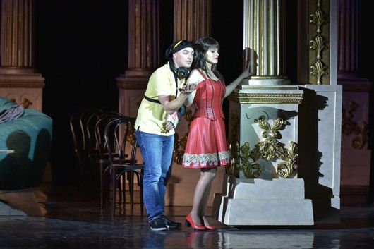 Сталін у «Севільському цирульнику»: у Театрі оперети презентували інтерпретацію опери Россіні