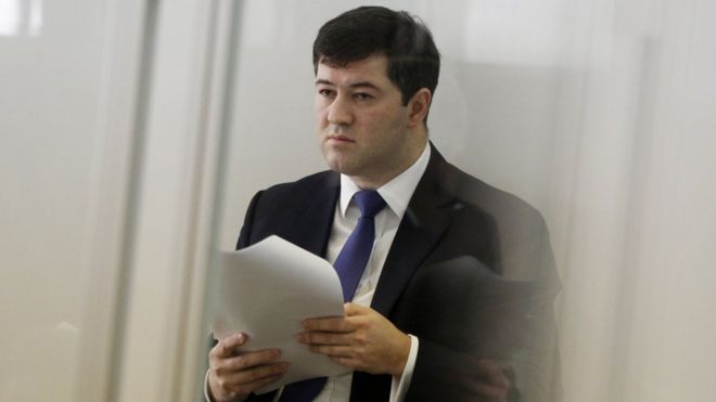Роман Насіров жаліється через нестачу грошей