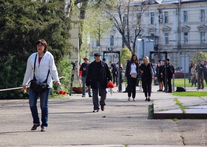 В Одесі огородили Куликове поле і пропускають на нього через металодетектори (фото)