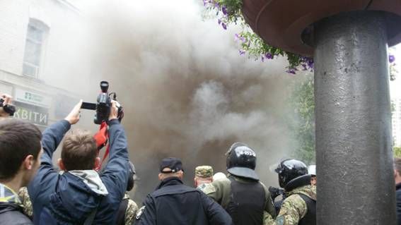 В офісі ОУН у Києві затримали 24 особи за хуліганство