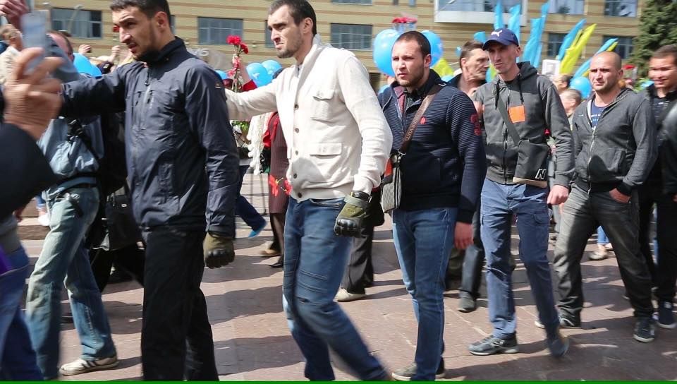 Дніпро після бійки 9 травня: ГПУ розслідує, мер забере гроші у псевдоветеранів