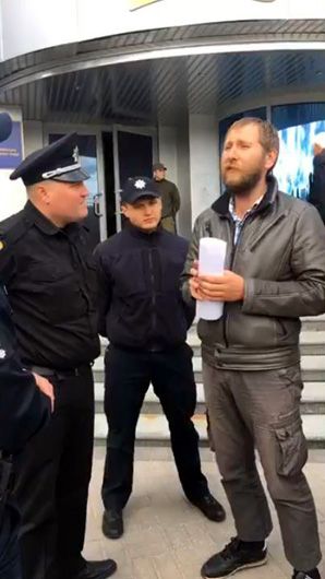 Привид «Бурштинової республіки»: за псевдомітингами у Рівному стоїть Азаров