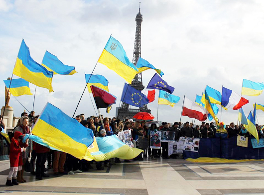 Ненько, потурбуйся про своїх: уряд ігнорує закон щодо співпраці з закордонними українцями