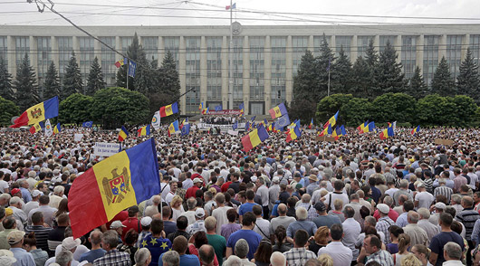 Виборчий камінь спотикання: у Молдові знову розгорілися антиурядові протести