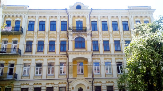 Вiзитна картка на вулицi: чому примусово виселили київське «Енциклопедичне видавництво»