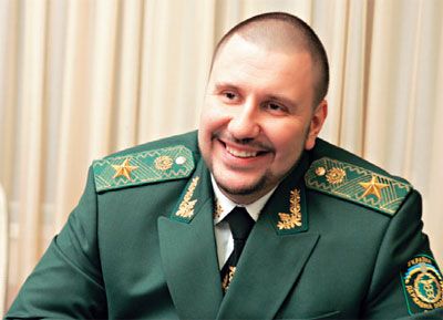 У справі екс-міністра Клименка провели 454 обшуки та затримали більше 20 податківців