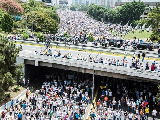Усе заради влади: венесуельський диктатор хоче переписати Конституцію