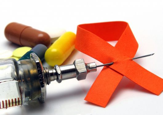 Завдяки сучасним лікам тривалість життя ВІЛ-інфікованих стала «майже нормальною»