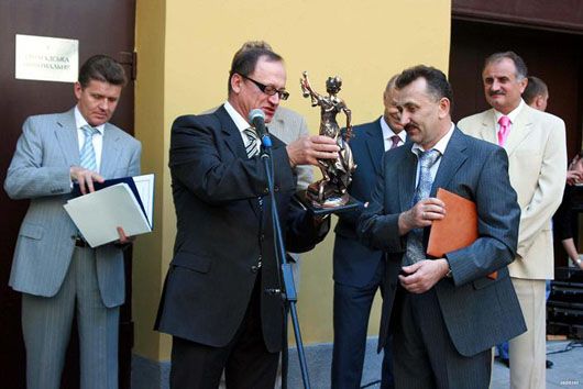 Замість тюрми — крісло судді: чи спроможне НАБУ впоратись зі скандальним Пасенюком
