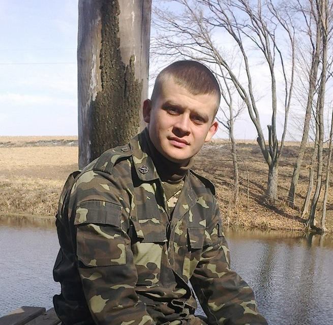 Бійця 59-ї бригади Віталія Звездогляда поховали на Уманщині (фото)