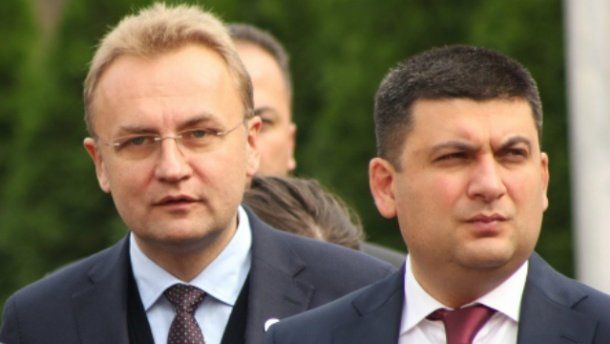 Прем’єр Гройсман дорікнув меру Львова через неспроможність