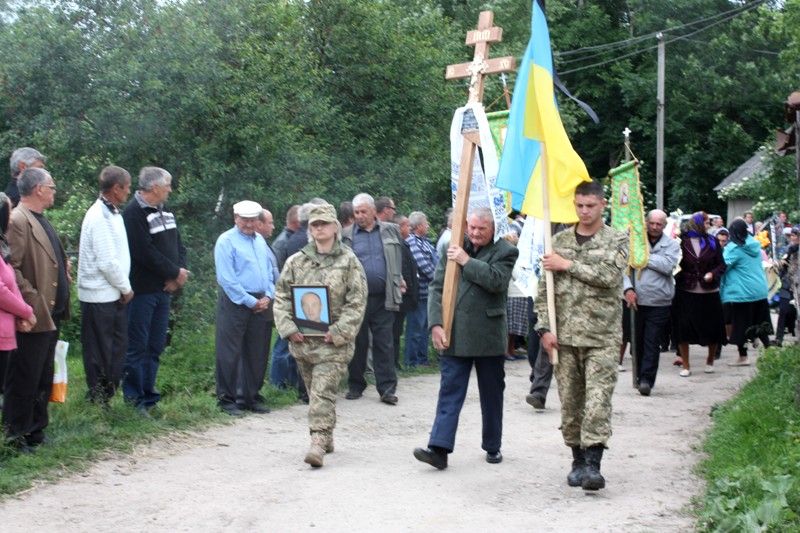 Загиблого під Волновахою Олега Майстришина поховали на Хмельниччині