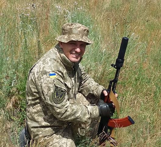 Загиблого на Світлодарській дузі Миколу Гайдука поховали у Нікополі (фото)