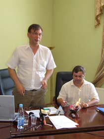 Соціаліст Луценко спалив партквиток