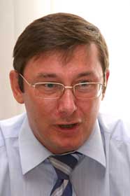 Удар по «олігархічних сицилістах»