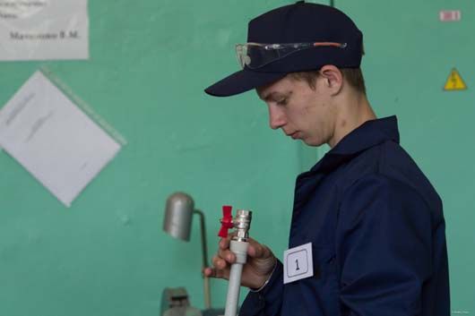Швейцарія допоможе Україні виховати нове покоління сантехніків