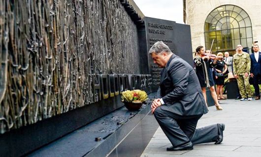 Гроші, летальна зброя та зміна мінського формату: що Порошенко хоче «привезти» з США