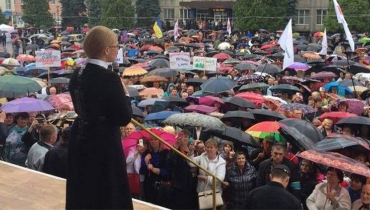 Юлія Тимошенко вважає, що без перевиборів Україна розвалиться до 2019 року