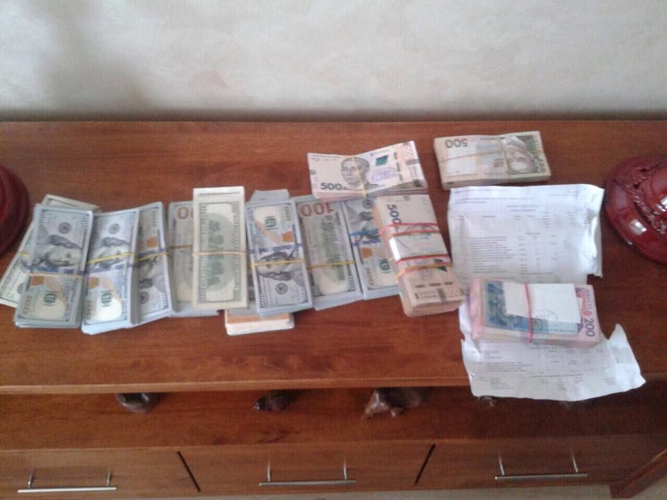 У мерії Херсона знайшли мільйони готівкою